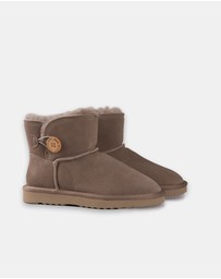 AusWooli Ugg Boots - Cabarita Short Sheepskin Wool Button Boots