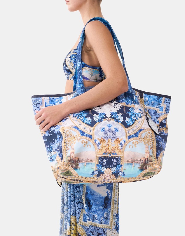 Camilla - Reversible Tote with Coin Purse