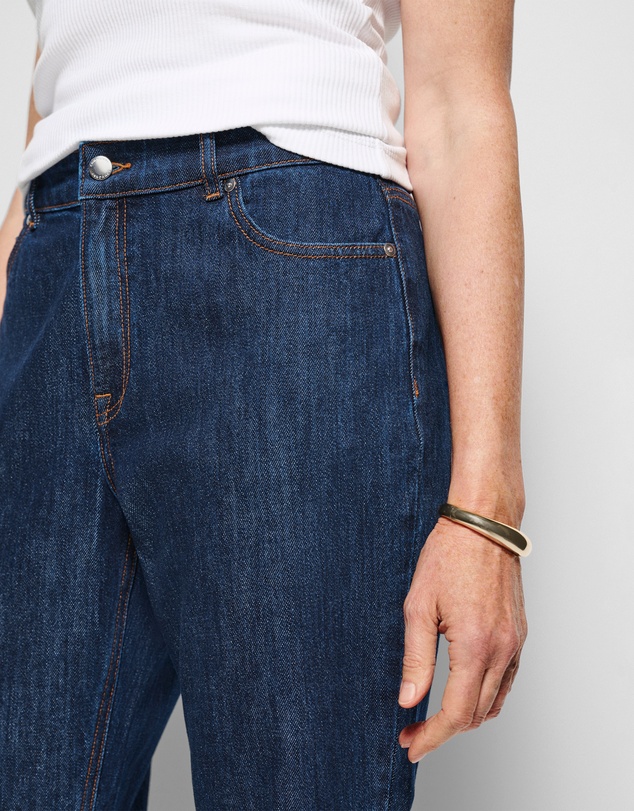 Commonry - The High Rise Crop Girlfriend Jean