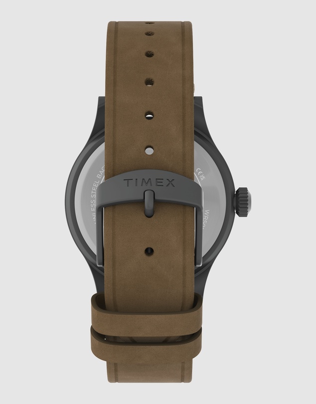TIMEX - Looney Tunes x Timex Road Runner & Wile E. Coyote Expedition® Scout 40mm Brown Leather Strap Watch