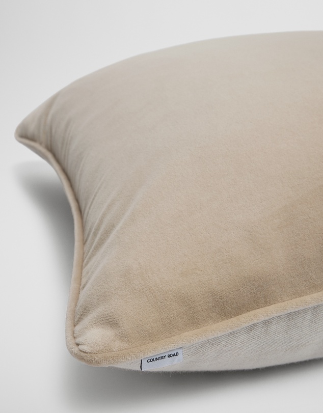 Country Road - Camille 60x60 Cushion