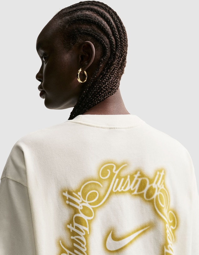 Nike - NSW SS Tee OS JDI Script