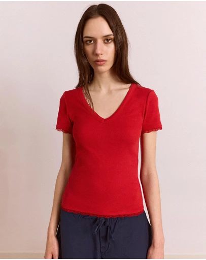 Damson Madder - Paige V-Neck Tee