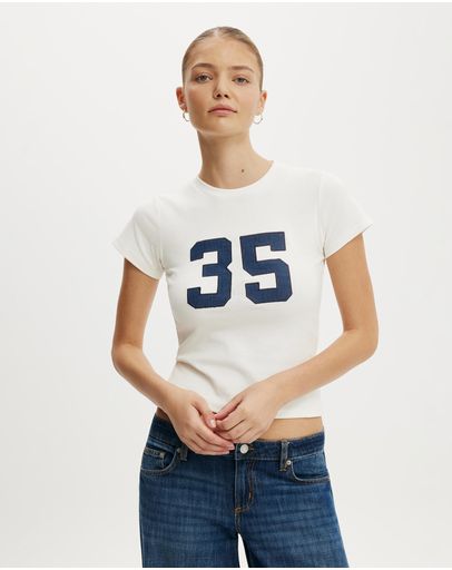 35  VINTAGE WHITE