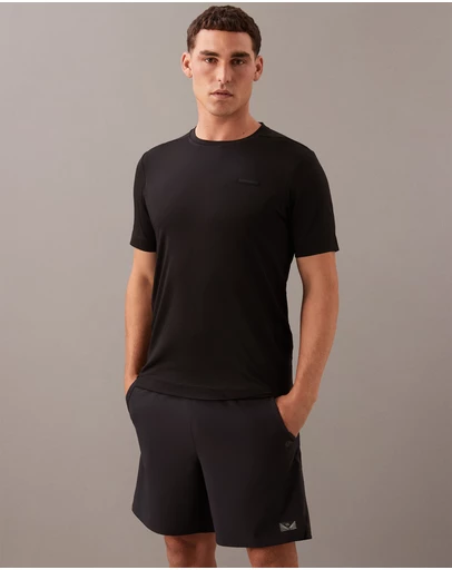 Calvin Klein - Travel T-Shirt