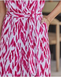 Sosandar - Aztec Print Tie Waist Crinkle Jumpsuit