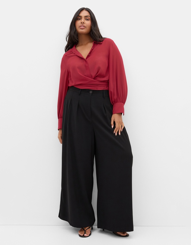 City Chic - Plus size Jane Tie Hem Shirt - ruby
