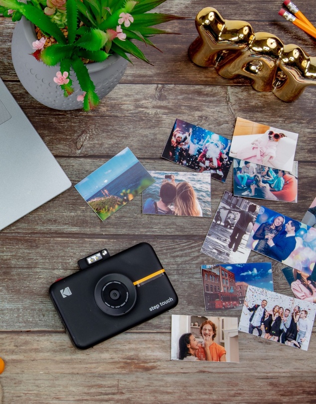 Kodak - Step Touch Instant Digital Camera