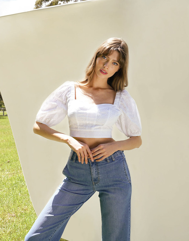 Forcast - Abella Broderie Crop Top
