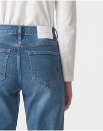 Outland Denim - Elise Mid Straight Jean 31