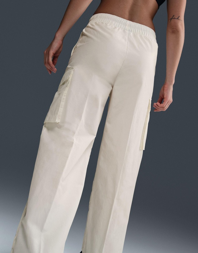 Nike - Sportswear Everything Woven Mid-Rise Cargo Pants