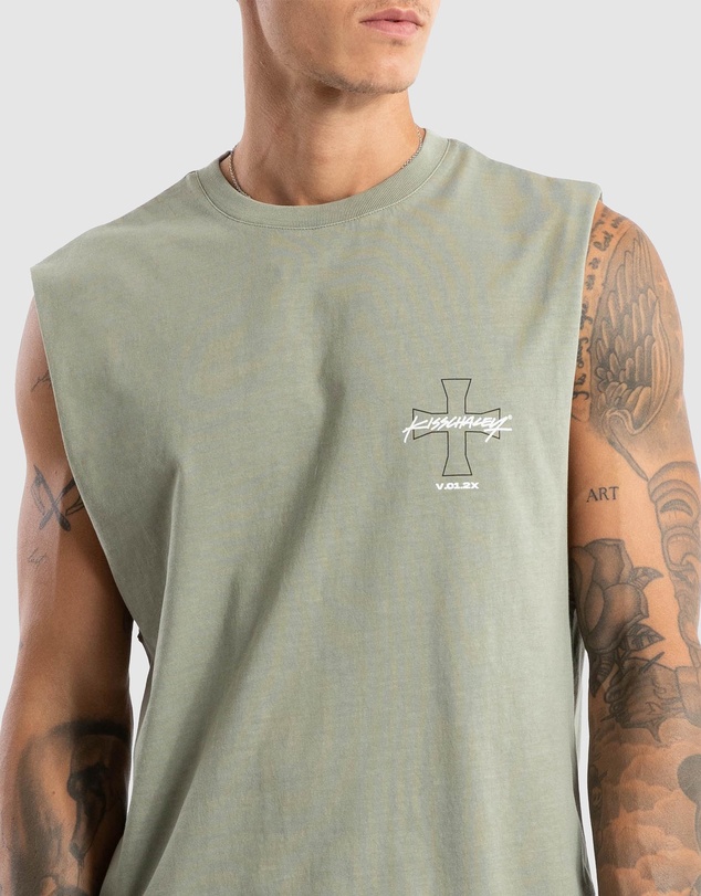 Kiss Chacey - Playback Dual Curved Muscle Tee