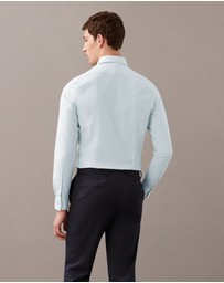 Calvin Klein - Performance Dress Shirt