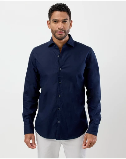 Wayver - The Essential Oxford Shirt