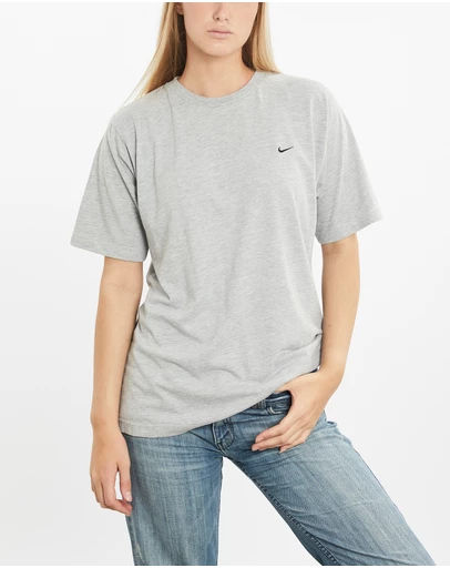 Vintage by The Real Deal - Pre Loved - Vintage 90s Nike Tee
