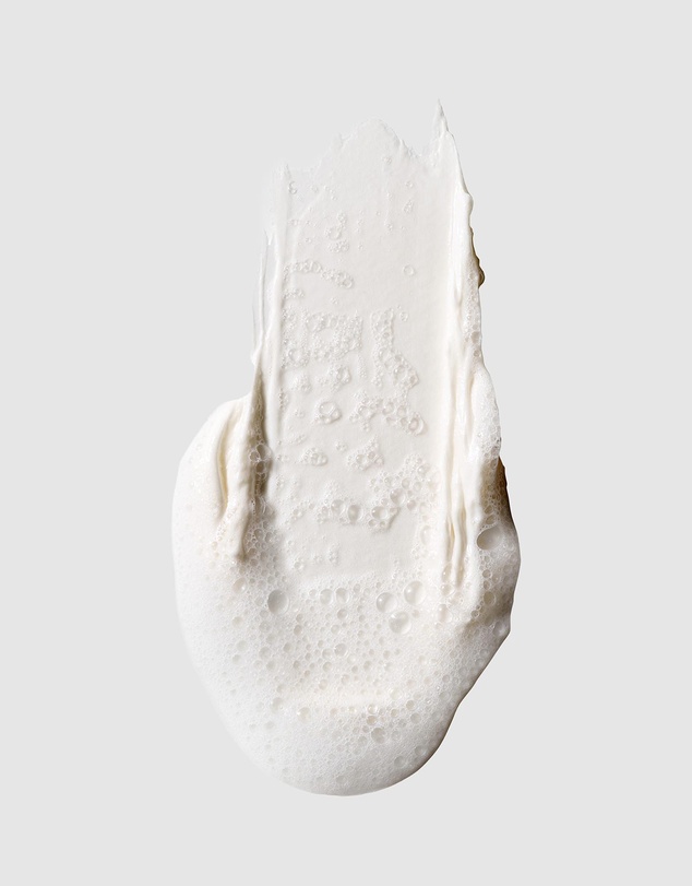 MAC - Hyper Real Cream To Foam Cleanser