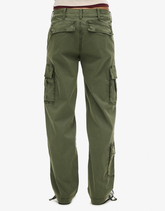 Superdry - Low Rise Straight Cargo Pant