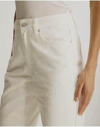 Atmos&Here - The Ultimate High Rise Straight Jeans