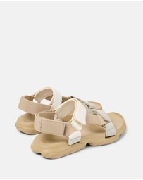 Camper - Sandals Karst