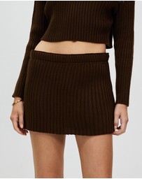 Style Addict - Chunky Knit Mini Skirt