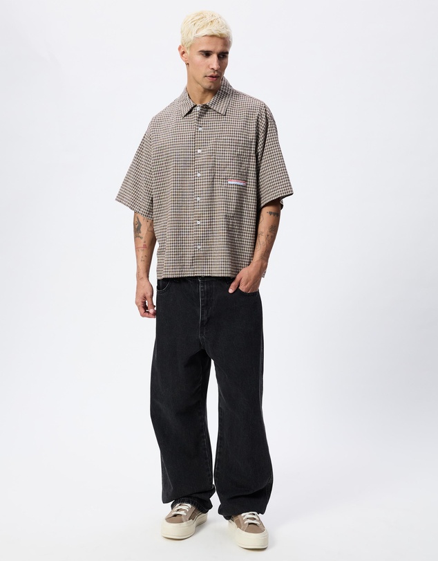 Worship - Globo Box Crop Short Sleeve Shirt