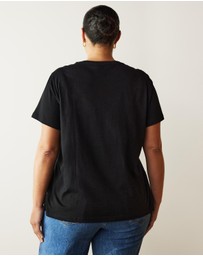 Atmos&Here Curvy - Organic Cotton Crew Neck Tee
