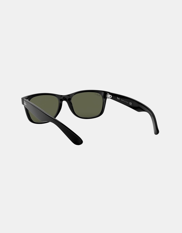 Ray-Ban - New Wayfarer Classic Polarised RB2132