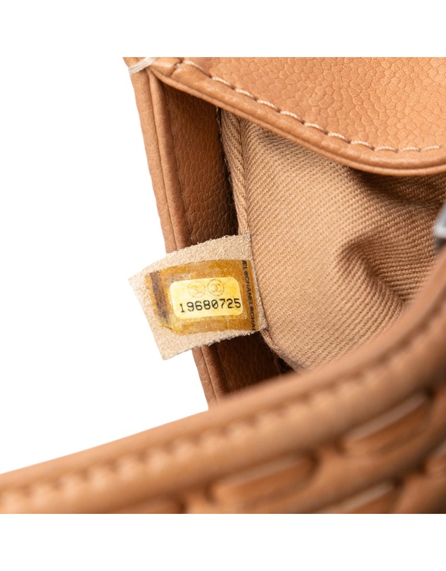 Pre-Loved by Azura Reborn - Pre-Loved Medium Caviar Stitched Boy Flap