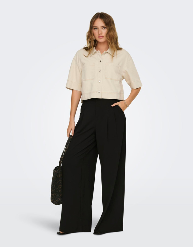 ONLY - Cleo-Masia Cropped Shirt