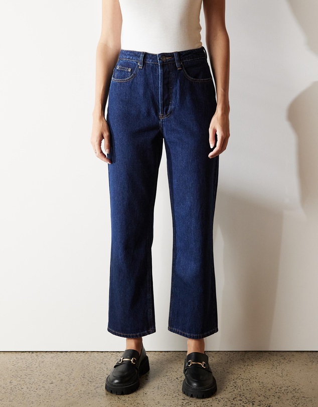 Atmos&Here - Milla Straight Leg Jeans
