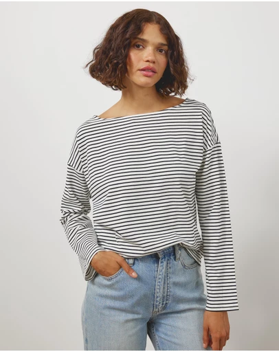 Atmos&Here - Long Sleeve Boat Neck Stripe Top