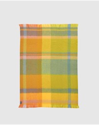 St Albans - Mohair Throw Marigold