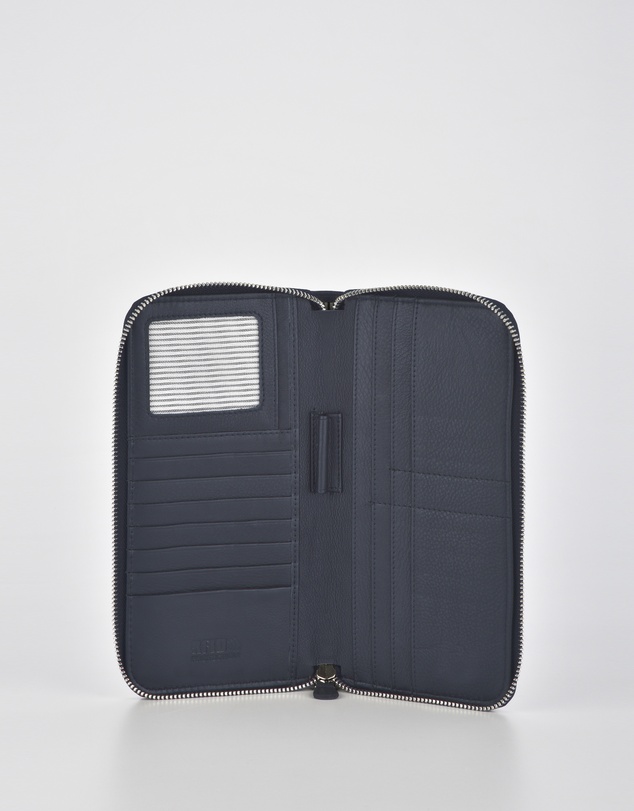 Cobb & Co - Dayna Leather Passport/Document RFID Wallet