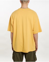 Vintage by The Real Deal - Pre Loved - Vintage Champion Tee