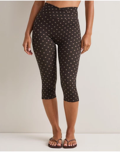 TALA - Dayflex Wrap No Front Seam Capri Leggings