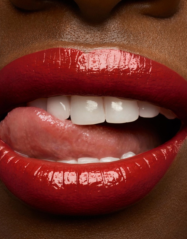 Yves Saint Laurent - Rouge Volupté Shine Lipstick 131