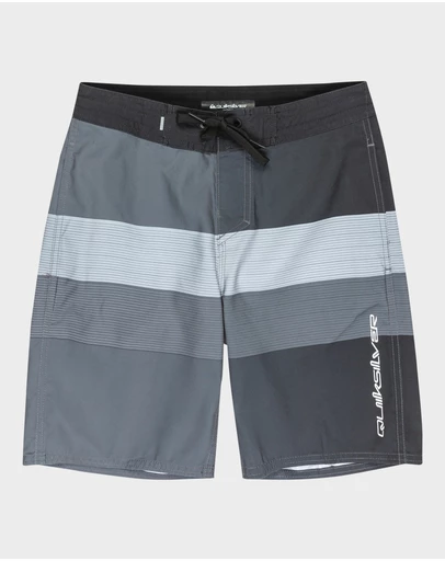Quiksilver - Boys 8 to 16 Everyday 17