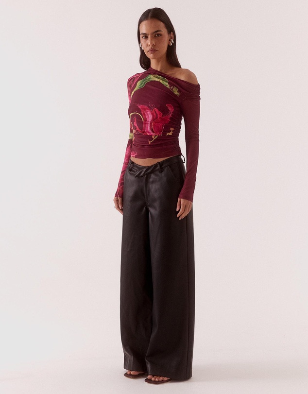 SOVERE - Azalea Long Sleeve Top