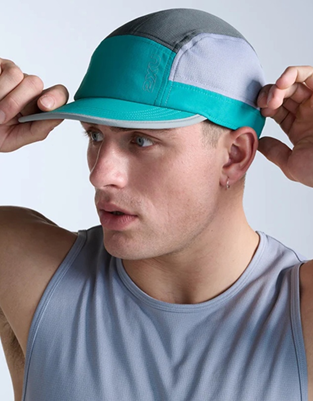 2XU - Light Speed Cap