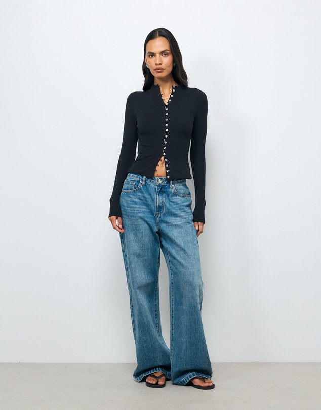 AERE - Aurelie Buttoned LS Top