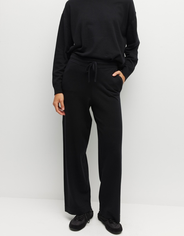 JH Lounge - JHL Wide Trackpant (Cotton Cashmere) Black