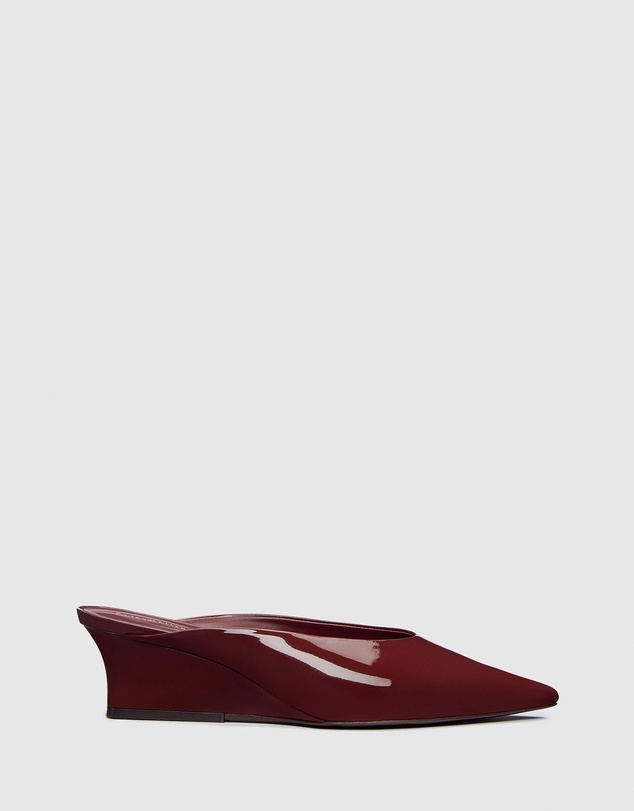 Reformation - Marilyn Wedge Mules