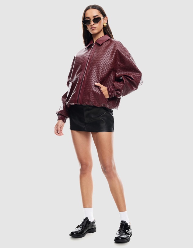 Lioness - Kenny Bomber