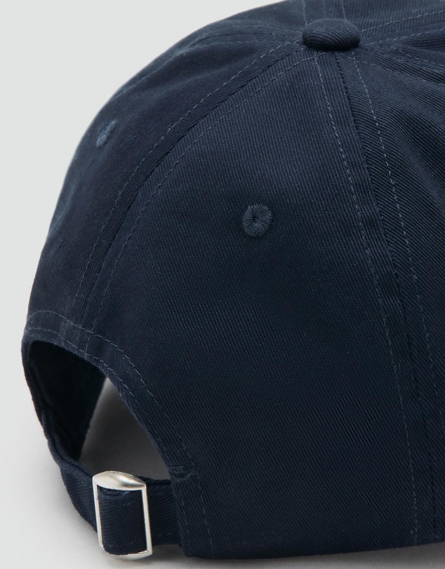 M.N.G - Point Cap