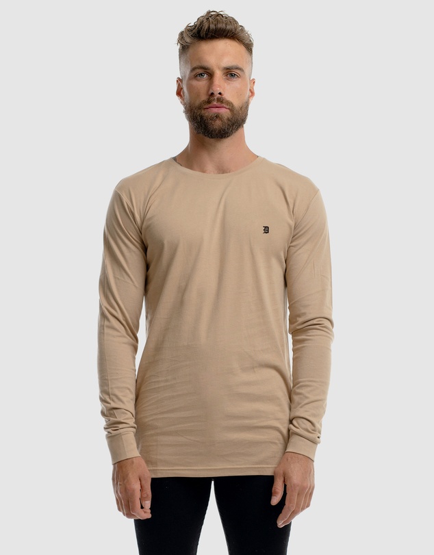 DVNT - Classic Embroidery Long Sleeve Tee