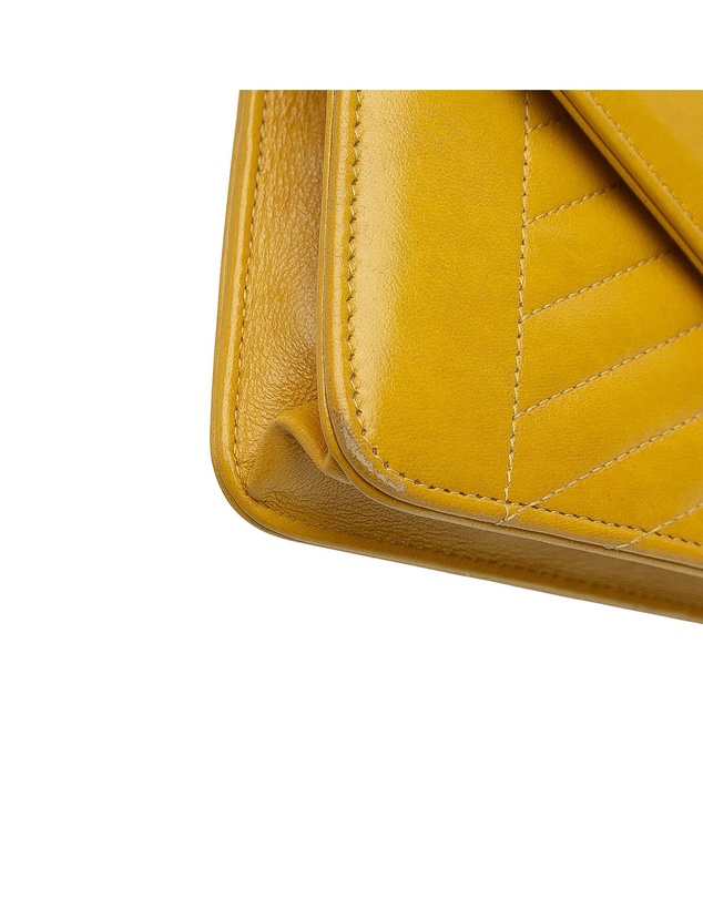 Pre-Loved by Azura Reborn - Pre-Loved Small Reversed Chevron Lambskin Flap