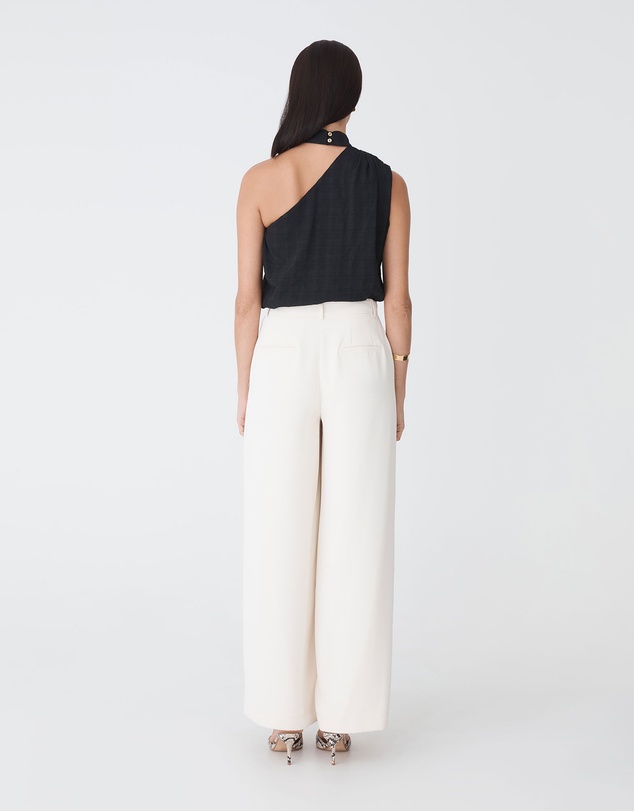 Forcast - Ashlyn One Shoulder Top