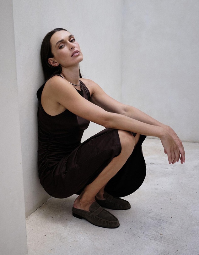 La Tribe - Naomi Mules