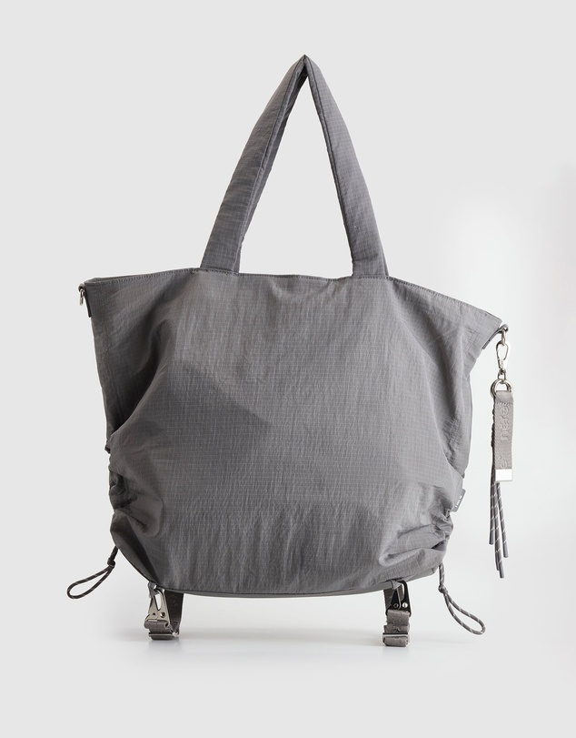 Nere - n.motion Large Tote Bag