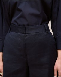 Trenery - Stretch Linen Blend Tailored Short in Night Sky